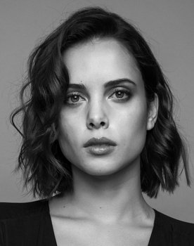Vanesa Restrepo as Mujer