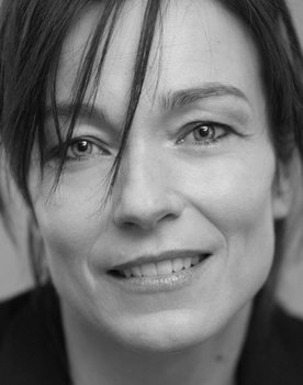 Stefania Rocca as Agent Maria Pia Di Meo