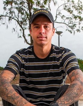 Luan De Oliveira as Himself