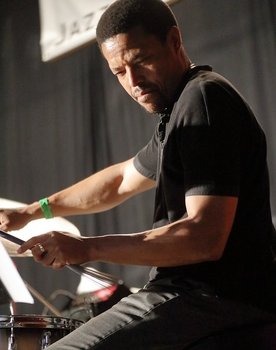 Nasheet Waits as Drums
