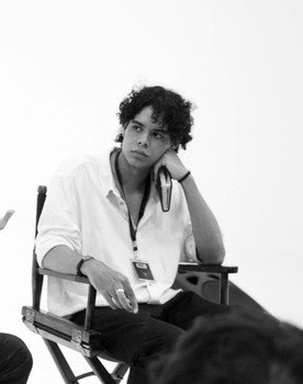 Santiago Martín Colina as Santiago