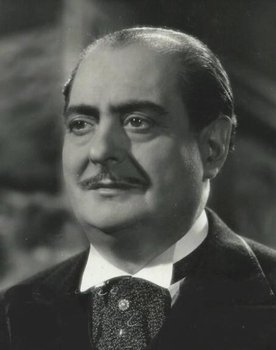 Juan Espantaleón as Comisario