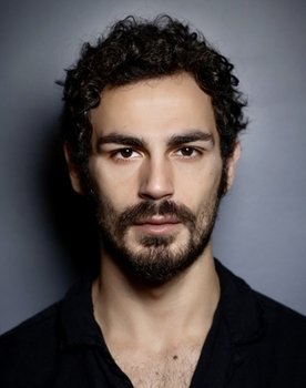 Erdem Kaynarca as Mahir