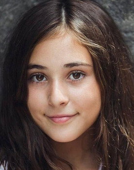Paula Castellote as 