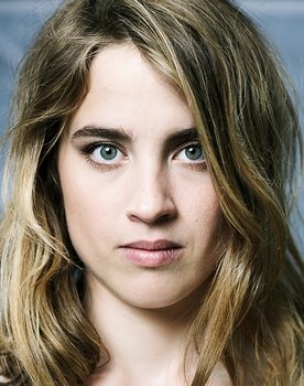 Adèle Haenel as Narrator