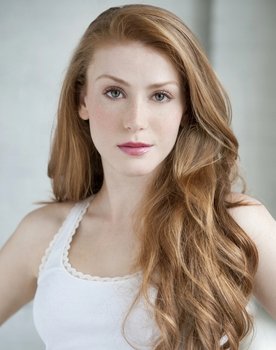 Caroline Pluta as Violet