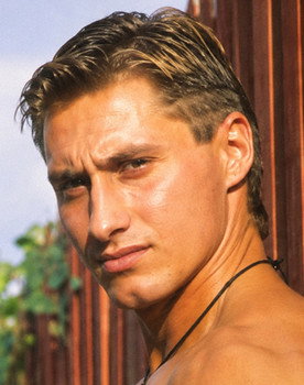 Dan Hooper