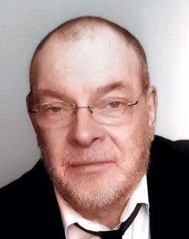 Emmanuel Jacomy as T-Bob / Bruno Sheppard