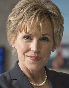 Bess Armstrong Photo