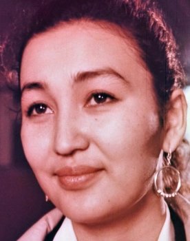 Asel Eshimbekova as Гульсана