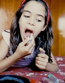 Gabriela Souza as Daughter