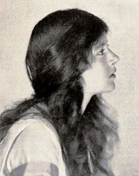 June Walker as Barbara "Babs" Whitney