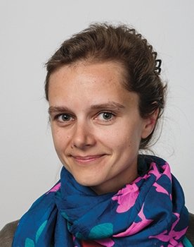 Inga Lāce as Scientist