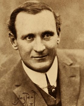 Arthur Walsh as Nawlins