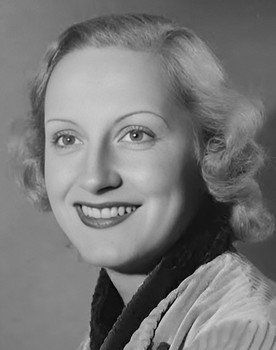 Hélène Perdrière as Diana