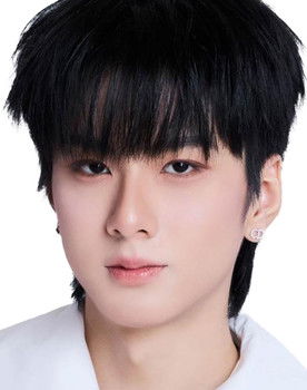 Worapong Walor as Hia