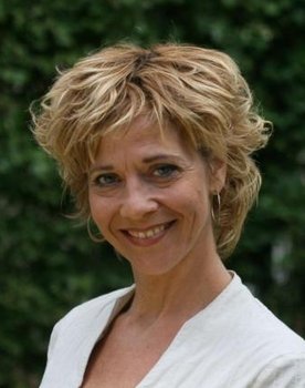 Gunvor Reynberg as Bitten