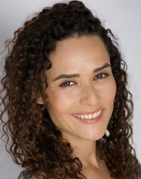 Stephanie Nogueras as 