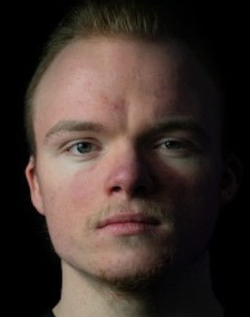 Vidas Lapinskas as Locksmith