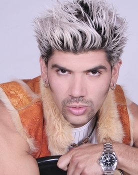 Adán Magnum as Magnum