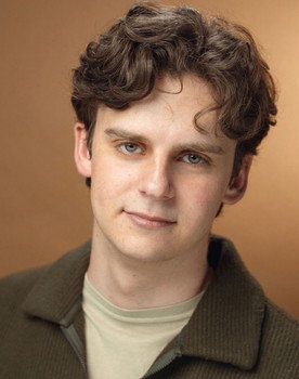 Jack Gould as Spencer