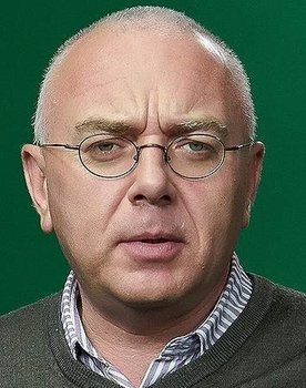 Pavel Lobkov as Self - Narrator