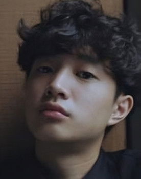 Frank Lin as Lin Nai-mi