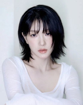 Lee Seo-yeon as Self
