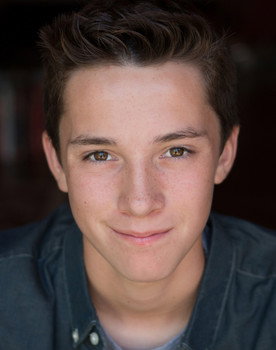 Griffin Cleveland as Evan