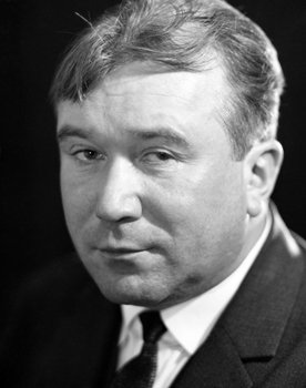 Yuri Medvedev as Vasily Zefirov