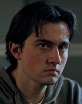 Matthew Dinello as Finn