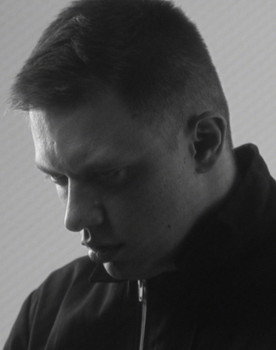 Vitali Silitski as Dominic