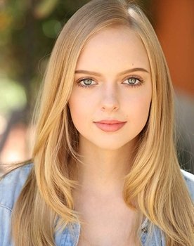 Jessica Belkin as Emily