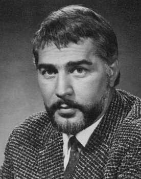 Otar Koberidze as Mahmudi