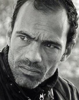 Slim El Hedli as Charles Landers