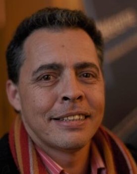 Chawki Amari as Père de Yamina