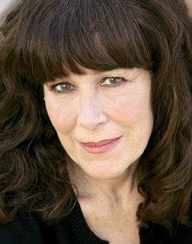 Debora Roventini as Martha