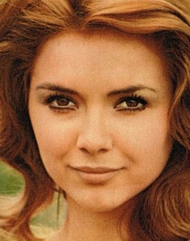 Sandra Julien as Sylvie