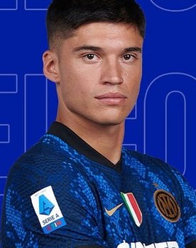 Joaquín Correa as Self