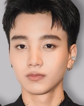 อะตอม ปิยวัฒน์ กุลพันธ์กัลยากร