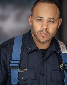 Desmond McIntyre as Ex-Boyfriend
