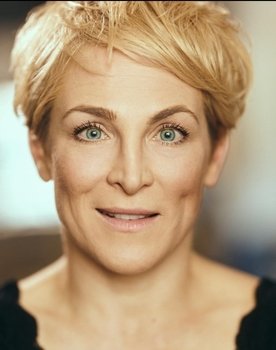 Bettina Kenney as (voice)