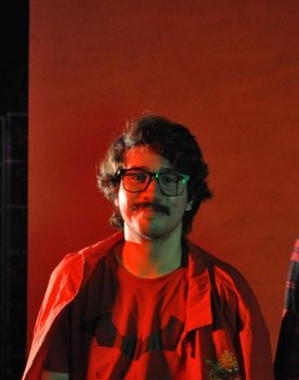 Luiz Felipe de Souza as Figurante