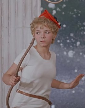 Mona Boxberger as Cupido