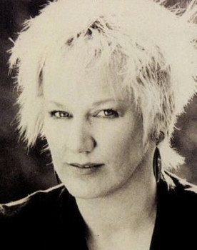 Ruth-Claire Lederle as Ruth