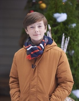 Nolan Hupp as Ed Dann
