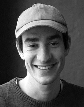 Jacob Nasseri as Ungdom i parken