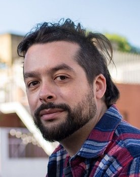 Daniel Katz as Sebastián