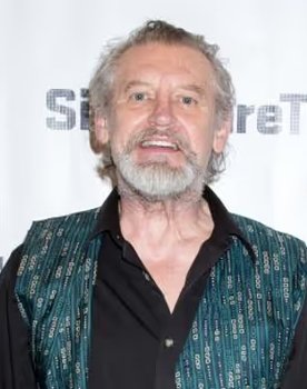 Gordon Joseph Weiss as Gordon