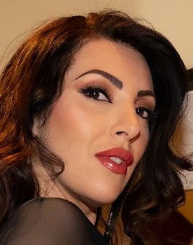 Alysa Nylon